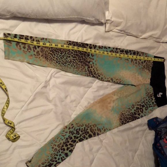 Figure Slim Workout Leggings - Picture 6 of 6